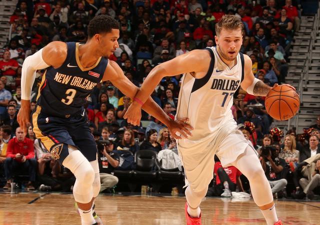  东契奇生涯首个60+三双，独行侠加时险胜马刺  