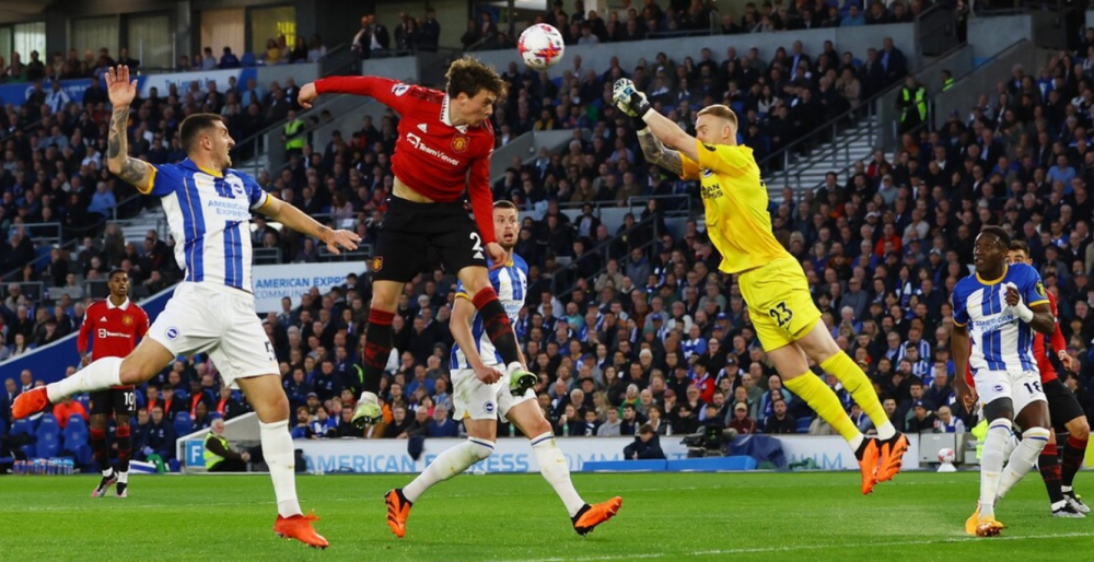  弗赖堡外援读秒绝杀掀翻门兴  